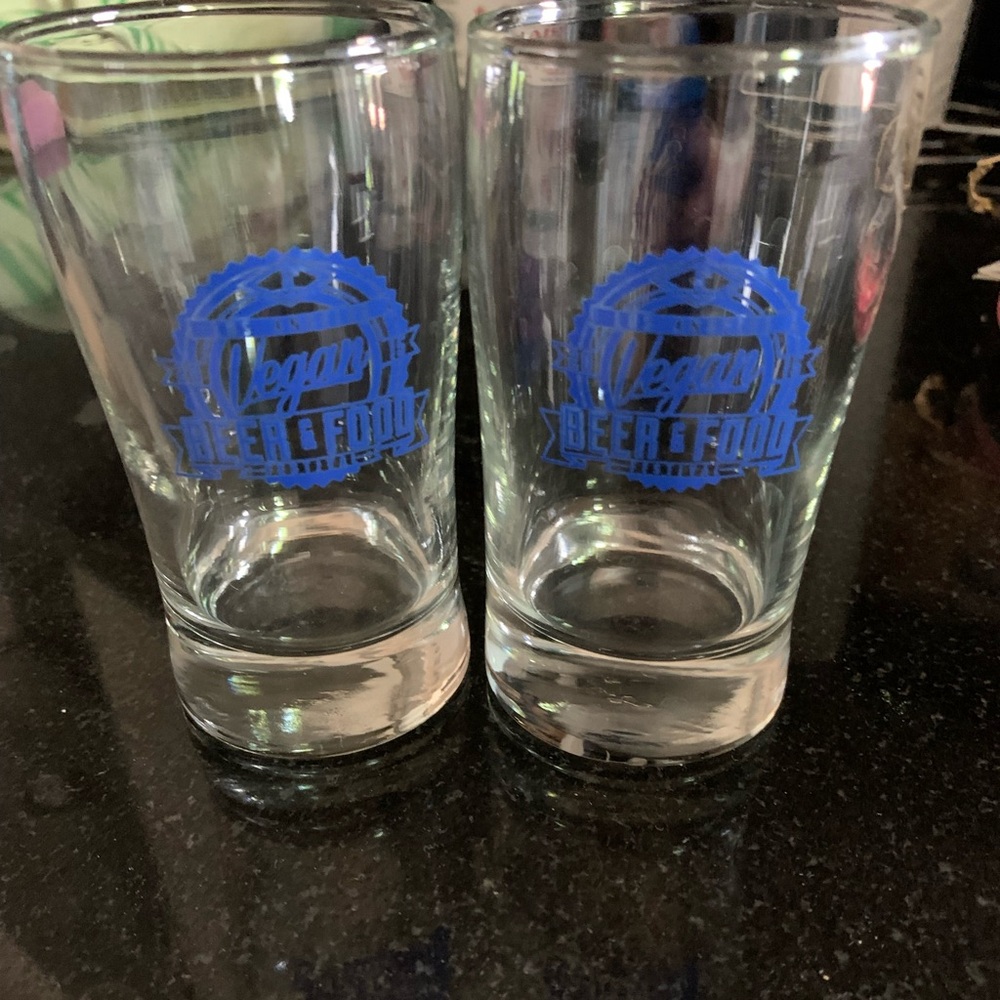 Pair glasses tasting size